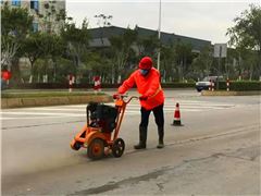 選對道路灌縫膠，用對灌縫工藝，讓道路裂縫修補(bǔ)不再徒勞