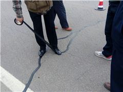 公路裂縫貼是什么？